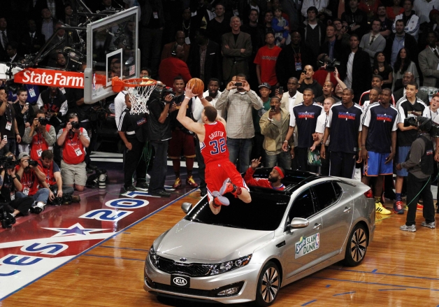 Blake Griffin a făcut spectacol la concursul de slam dunk