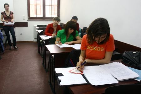 Cele mai bune proiecte de licenţă ale studenţilor vor fi premiate