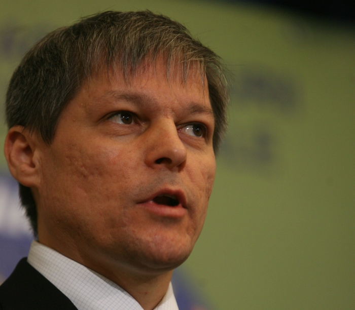Comisarul Dacian Cioloş: E o chestiune de demnitate naţională ca MCV-ul să nu mai fie necesar