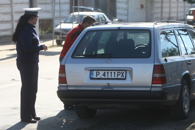 Ghinionul de a fi lovit de o maşină înmatriculată în Bulgaria