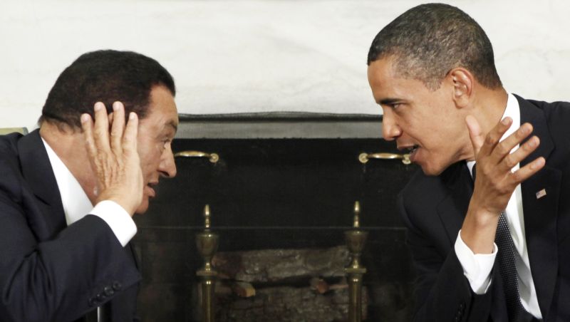 Hosni Mubarak se înclină, Ben Ali a căzut. Cine urmează?