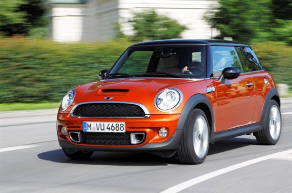 Mini lansează Cooper SD, versiunea turbodiesel de top, cu motor de 2.0 litri