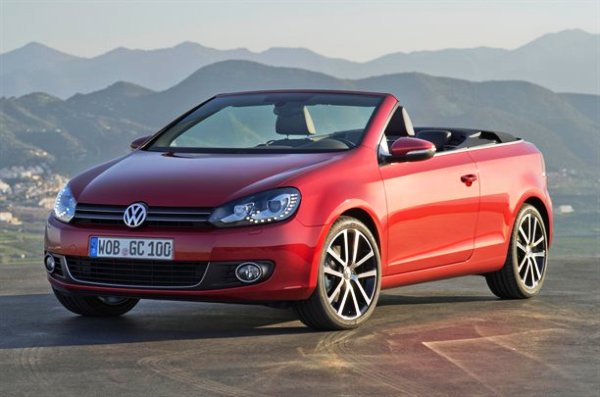 Oficial: Volkswagen relansează Golf Cabrio - primele imagini