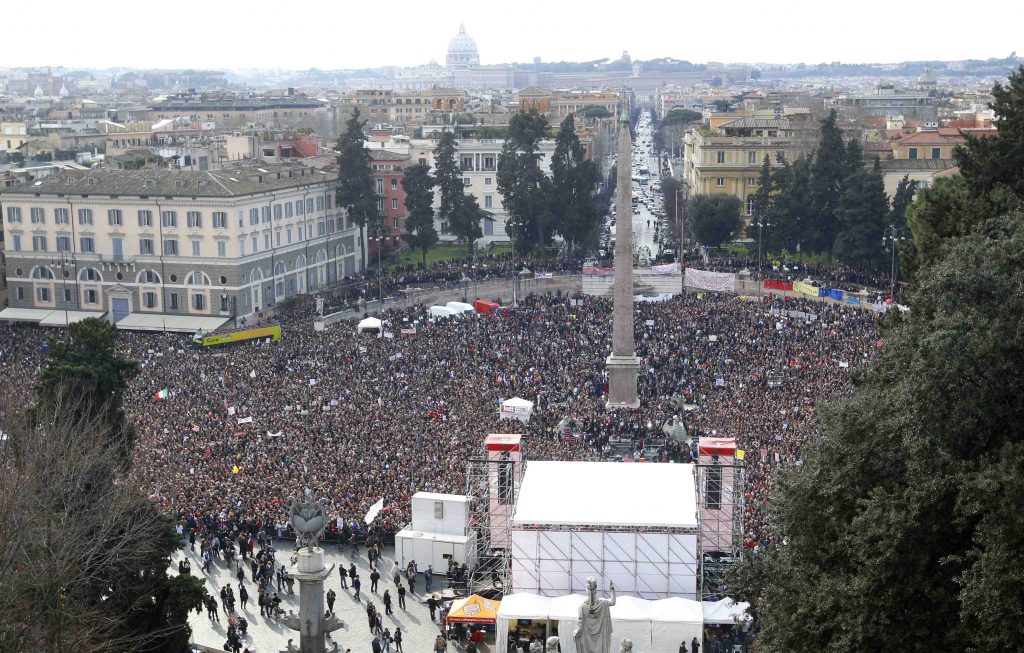 Protest în Italia: femeile s-au săturat de Berlusconi