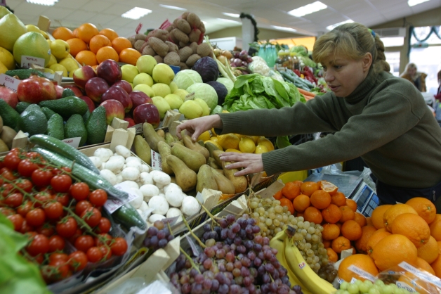 Scumpirea alimentelor din România depinde de vreme