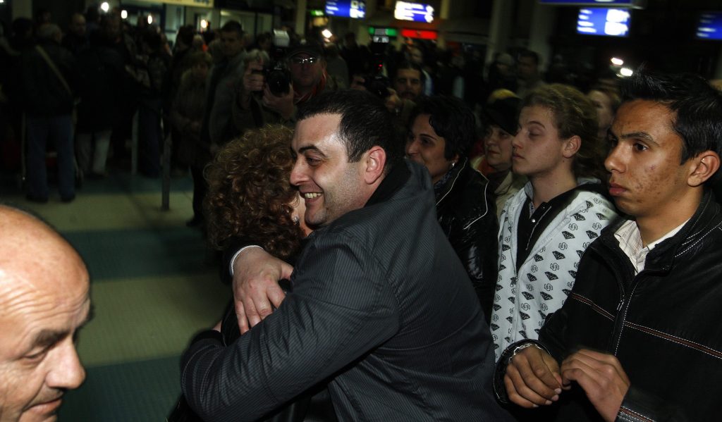 Sofia: prea multe avioane trimise pentru evacuarea bulgarilor din Libia