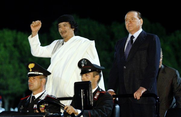 UE condamnă violenţele din Libia. Italia şi Cehia, alături de Gaddafi