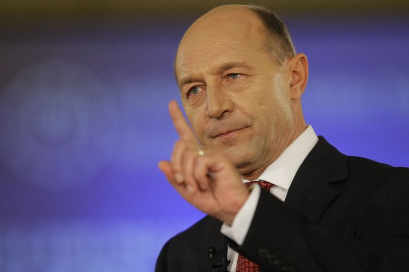 Băsescu: Am vorbit Mărmureanu, nu există riscuri la Cernavodă în cazul unui cutremur