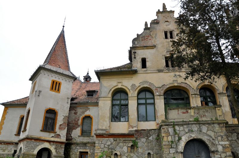 Castelul de la Sâncrai va fi renovat