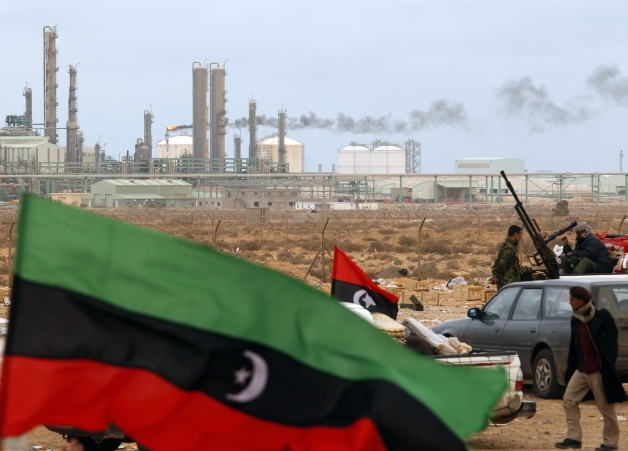 Cât petrol are Gaddafi şi unde îl exportă