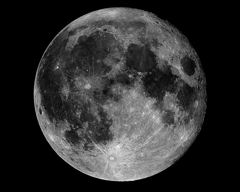 Cea mai mare lună plină din ultimele două decenii