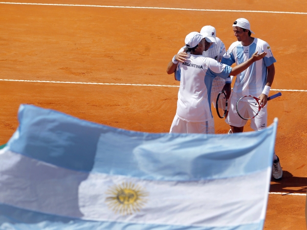 Cupa Davis: Pereche Hănescu-Tecău a pierdut în faţa cuplului Chela-Schwank. Argentina - România 3-0