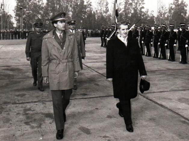 EXCLUSIV. Ceauşescu către Gaddafi: "Stimate prietene şi frate". VEZI corespondenţa dintre cei doi dictatori