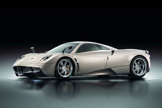 Pagani va face și o versiune decapotabilă a supermodelului de un milion de euro Huayra