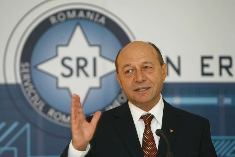 Traian Băsescu, la bilanţul SRI: Intervenţia în Libia creşte riscurile teroriste. Nu suntem ţintă, dar trebuie să fim pregătiţi