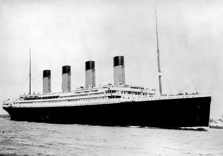 99 de ani de la "SOS Titanic!"