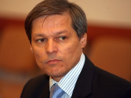 Dacian Cioloş: România ar putea pierde fondurile europene