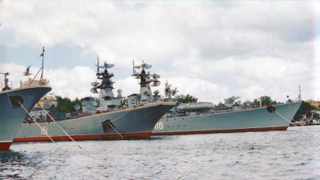 Oficial rus: flota din Marea Neagră va proteja Ucraina de România