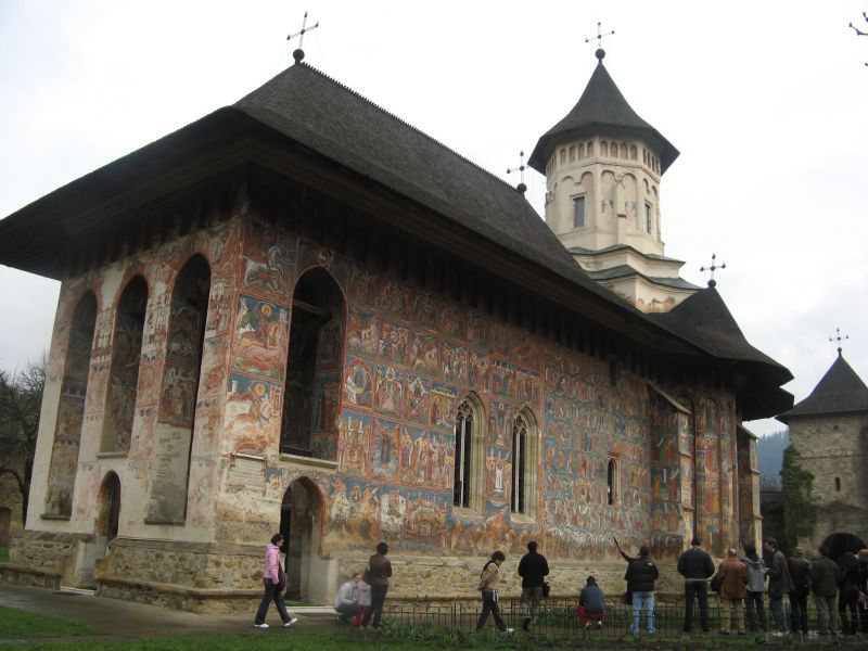 Pelerinaj pascal la mănăstirile din Bucovina şi Maramureş