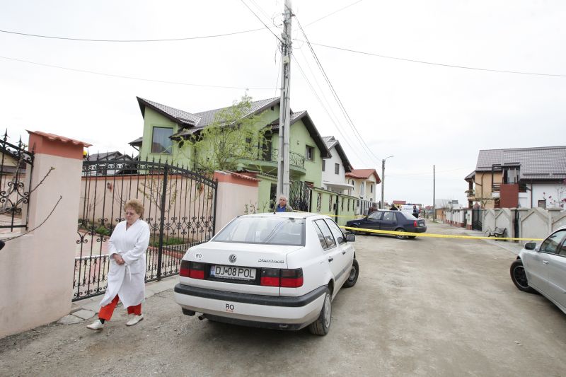 Tragedia de la Craiova. Şi-a omorât familia din cauza unui turc