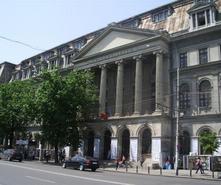 Universitatea din Bucureşti îşi prezintă oferta la Târgul Educaţiei