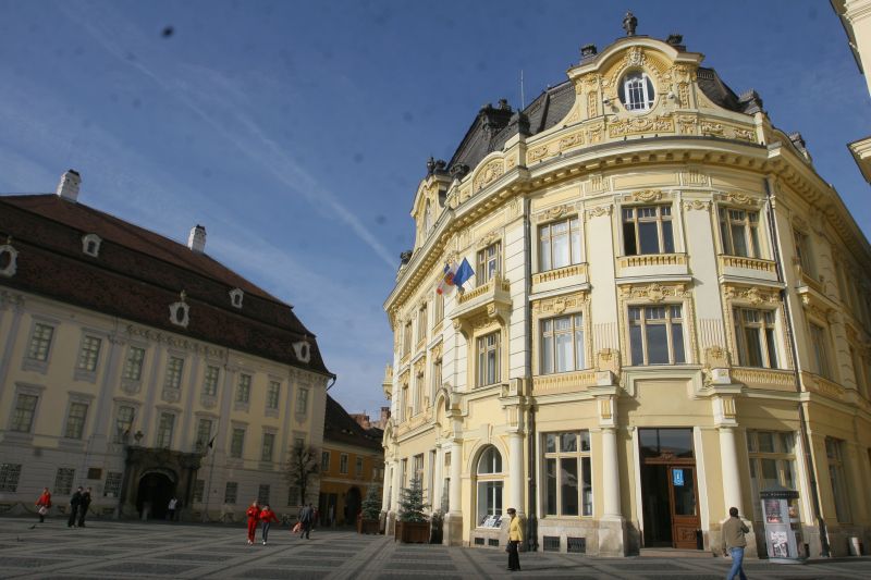 Bookfest 2011: România a intrat în ghidul Michelin cu Loganul, prin hârtoape