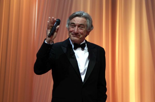 De Niro şi-a început vacanţa cu dreptul la Cannes