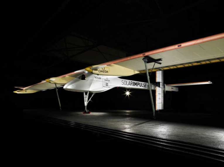 Solar Impulse, avionul solar care zboară şi noaptea