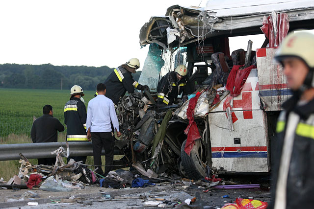 Accidentul de autocar din Ungaria. Şoferul român conducea de nouă ore