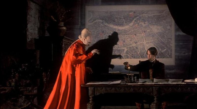 Dracula se pregăteşte să revină în cinematografe