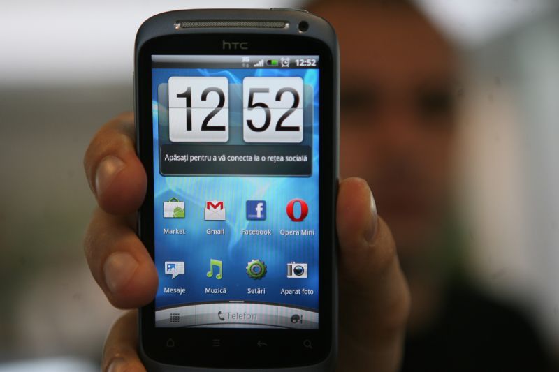 HTC Desire S, telefonul celor care vor gadgeturi rezistente