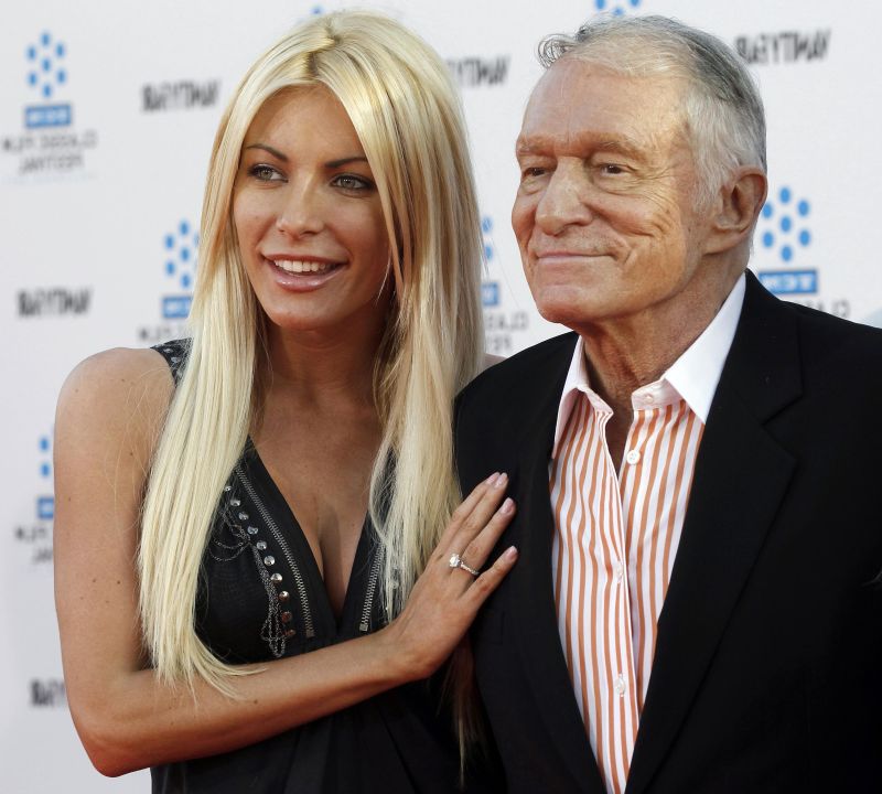 Hugh Hefner, părintele "Playboy", părăsit la altar