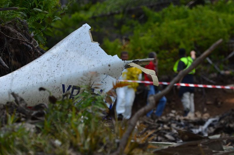 Pilotul avionului dispărut a fost găsit mort. Se ia în calcul varianta sinuciderii