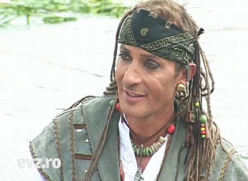 Radu Mazăre, în pielea piratului Jack Sparrow