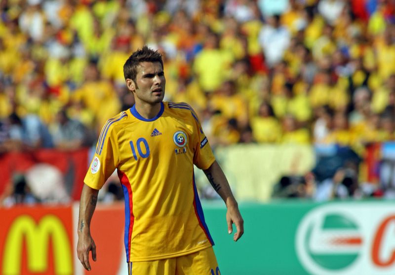 ROMÂNIA - BOSNIA 3-0! Tricolorii au câștigat triumfal și l-au salvat pe Răzvan Lucescu