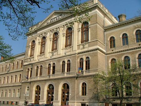 Universitatea "Babeş-Bolyai" are, de astăzi, un nou centru cultural