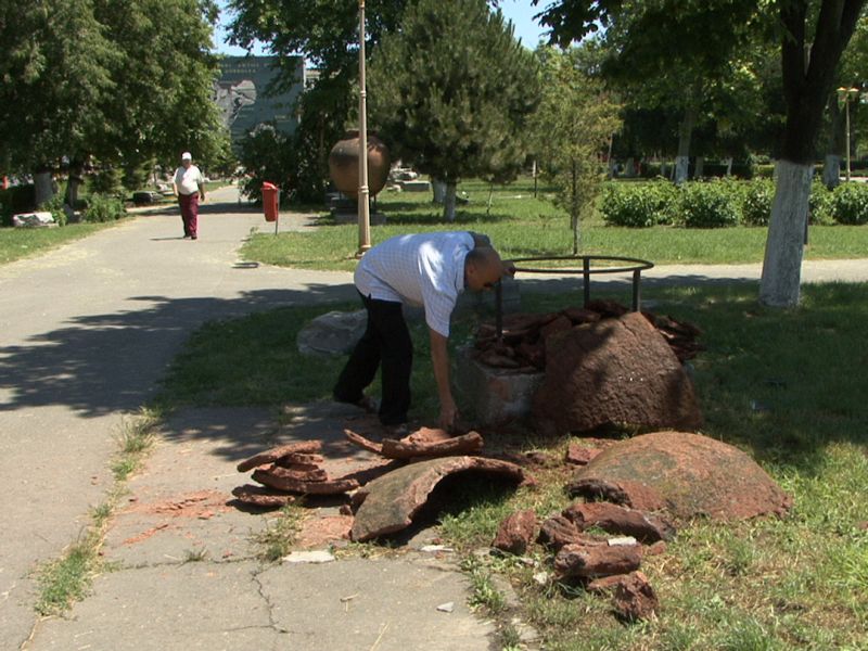 Vas vechi de 2.000, distrus la Constanţa