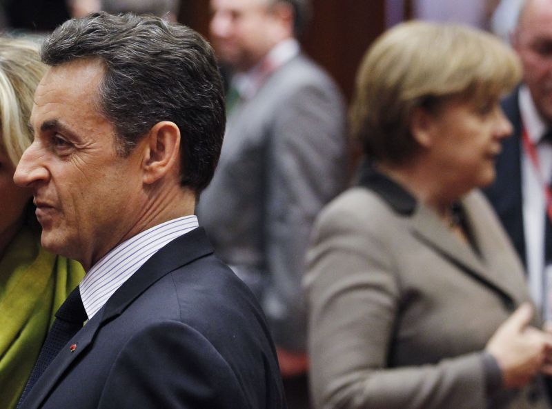 Acord Sarkozy - Merkel pentru salvarea Greciei
