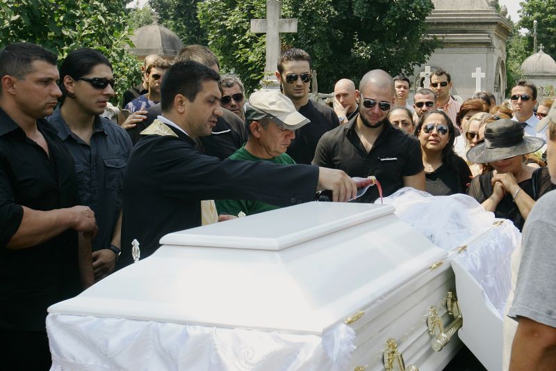 Culturistul Viorel Ristea a luat misterul morţii sale în mormânt