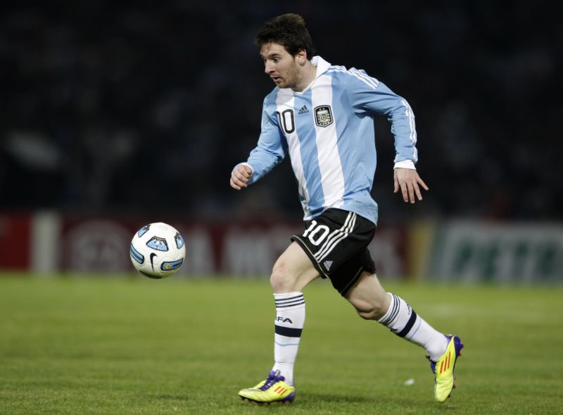 Messi, invidios pe Aguero