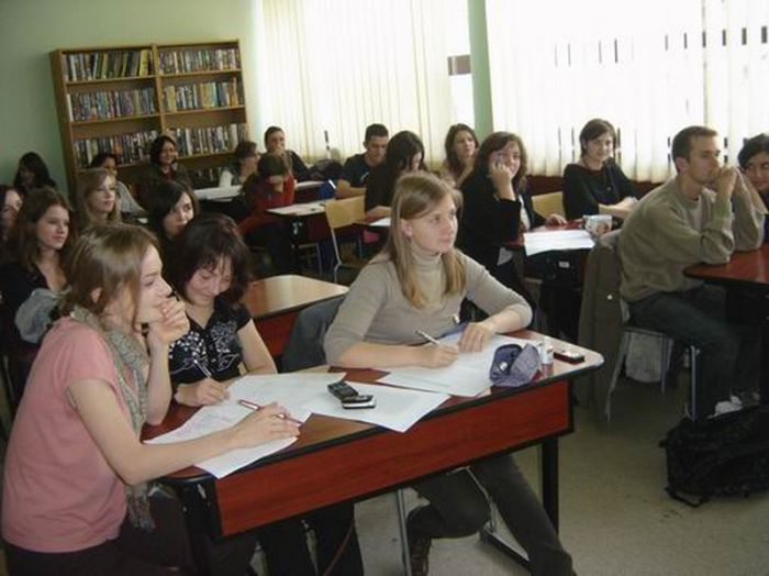 Rezultate bacalaureat 2011. Liceul care se laudă cu promovabilitate maximă din 1980 până în prezent