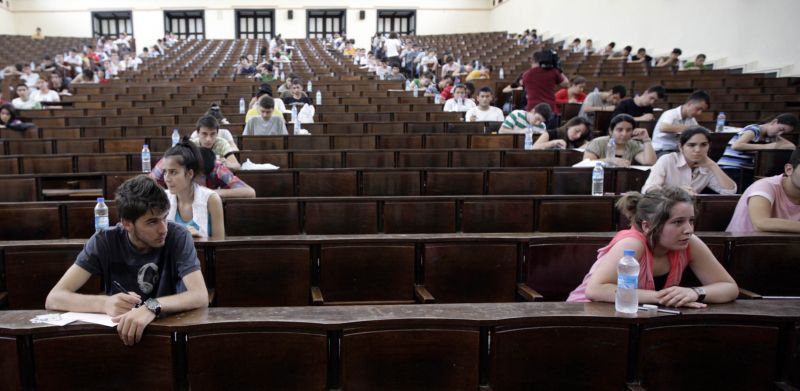 Rezultatele dezastruoase de la BAC zdruncină facultăţile şi le concediază profesorii