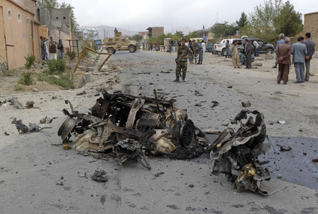 Afganistan: 19 morţi şi 37 de răniţi într-un atac în casa guvernatorului provinciei Parwan