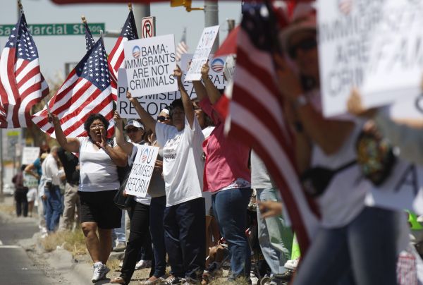 Circa 300.000 de imigranţi ilegali din SUA vor scăpa de deportare