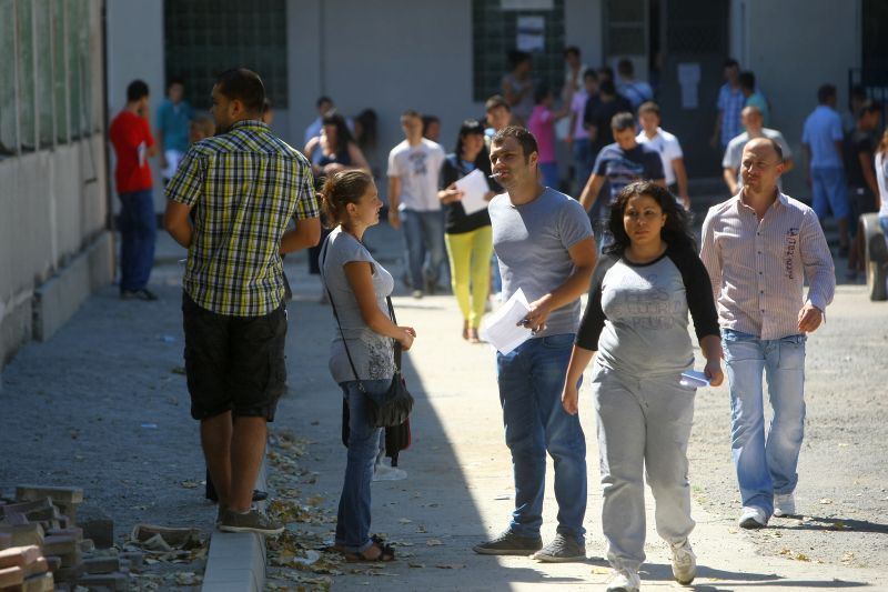 Examen scris la BAC: subiecte mai uşoare şi 240 de eliminaţi