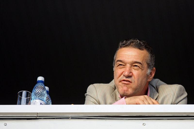 Gigi Becali: alt campionat, acelaşi circ jenant