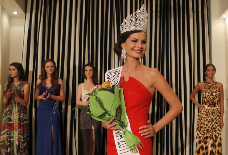 Miss Univers de România a făcut din Slatina capitala frumuseţii