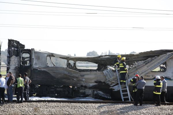 Şase morţi şi peste 25 de răniţi după atacurile din Israel