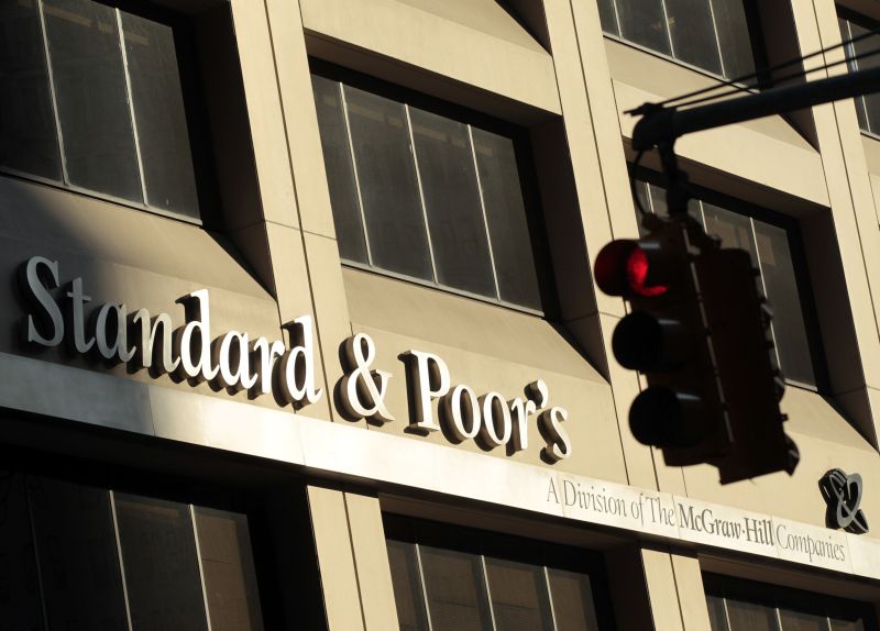 Standard & Poor's: Puţin probabil ca SUA să-şi recapete ratingul AAA