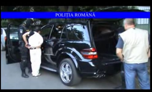 Surpriză după o descindere în forţă la clanul Cârpaci: doi urmăriţi general, ascunşi | VIDEO